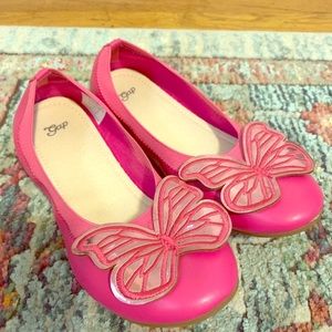 LIKE NEW Girl’s Shoes